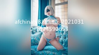 STP28659 人气主播【轻轻河边草】美乳蜜桃臀~无套约啪~白浆滚滚流~！极品大胸，和男友啪啪无套内射，骚逼太给力~！