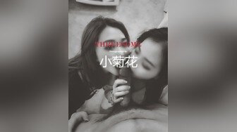 [MP4]御姐范眼镜气质美女！苗条身材脱衣舞！细腰扭动黑丝美腿