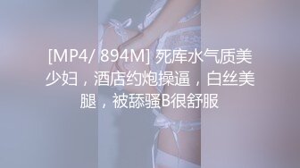 真童顏巨乳妹，G罩杯女神，胸前真材實料不怕驗，甩來甩去很帶感