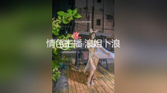 黑丝绿帽妻3p趴着后入