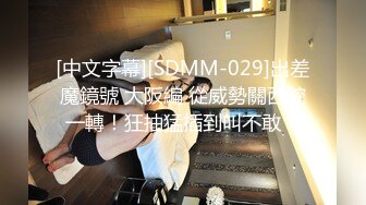 熟女人妻吃鸡啪啪 在家撅着大屁屁掰着逼逼 被大肉棒无套猛怼 操的相当舒坦