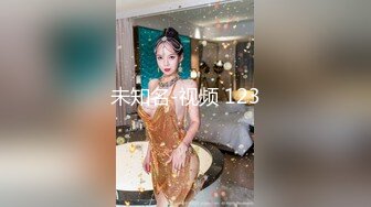 高亮御姐【Reaowna】巨乳，肛塞，大黑牛，炮击，喷水【141V】 (92)