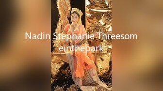 Nadin Stephanie Threesomeinthepark